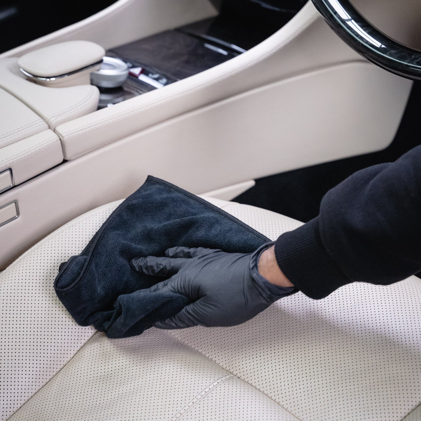 Dye & Friction Blocker for Leather & Vinyl